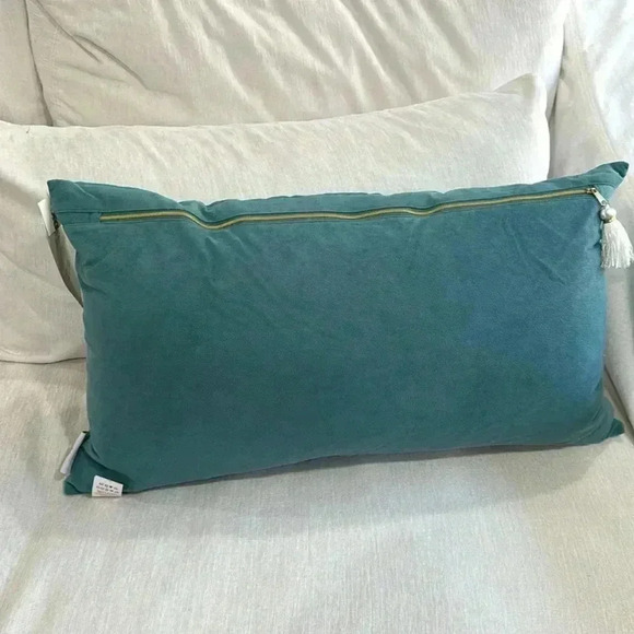 Spirit of Love | Feather Filled Decorative Pillow| Beautiful Faces NWT - Picture 5 of 9